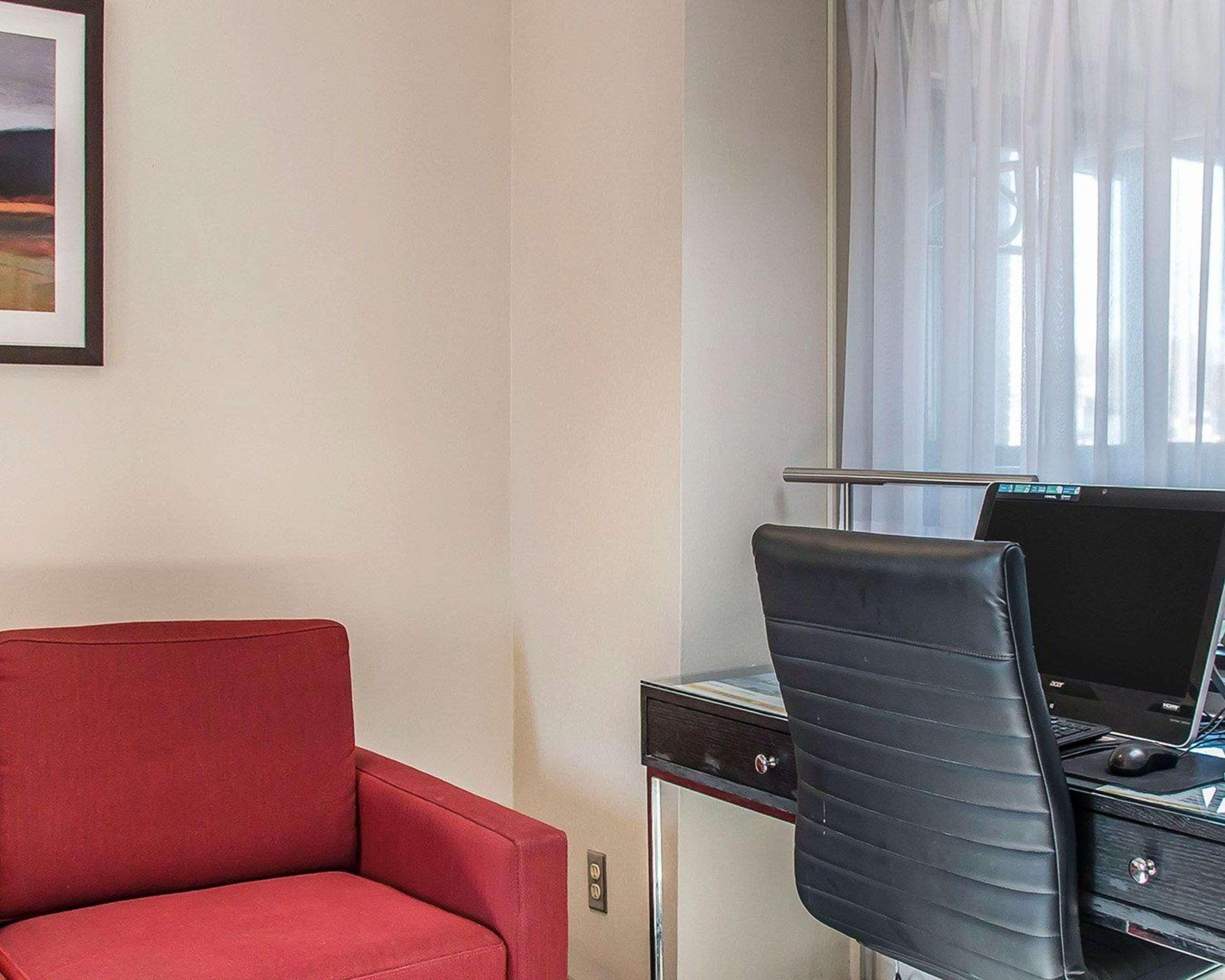 Comfort Inn 3*